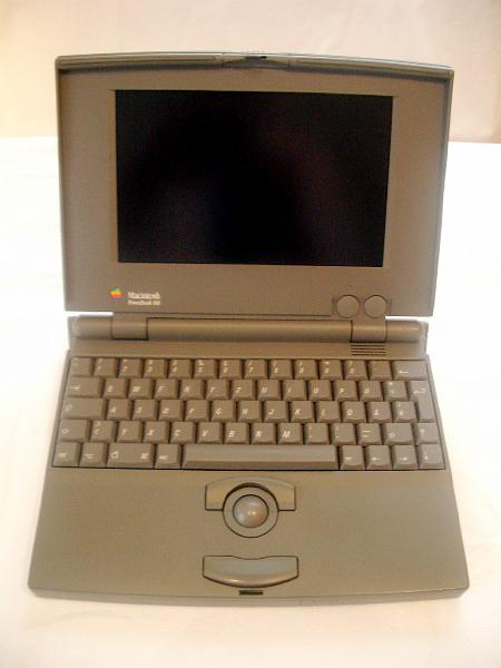 Apple Powerbook 100 (1).JPG